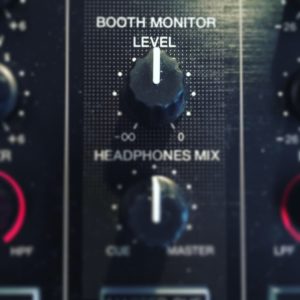 Booth monitor level retour pioneer ddj formation dj table de mixage dj